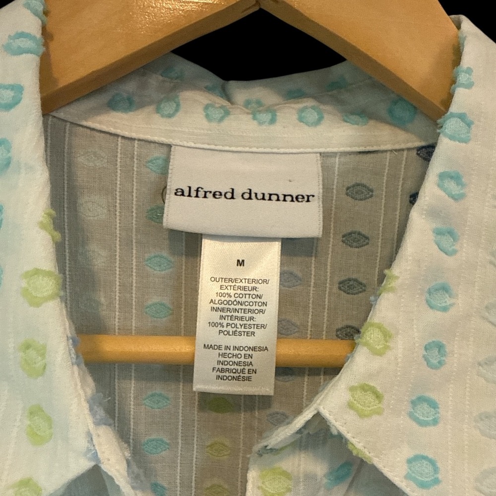 NWT Alfred Dunner Short Sleeve Button Up Shirt Polka Dot Sz M Grandmacore Breezy - Picture 2 of 7